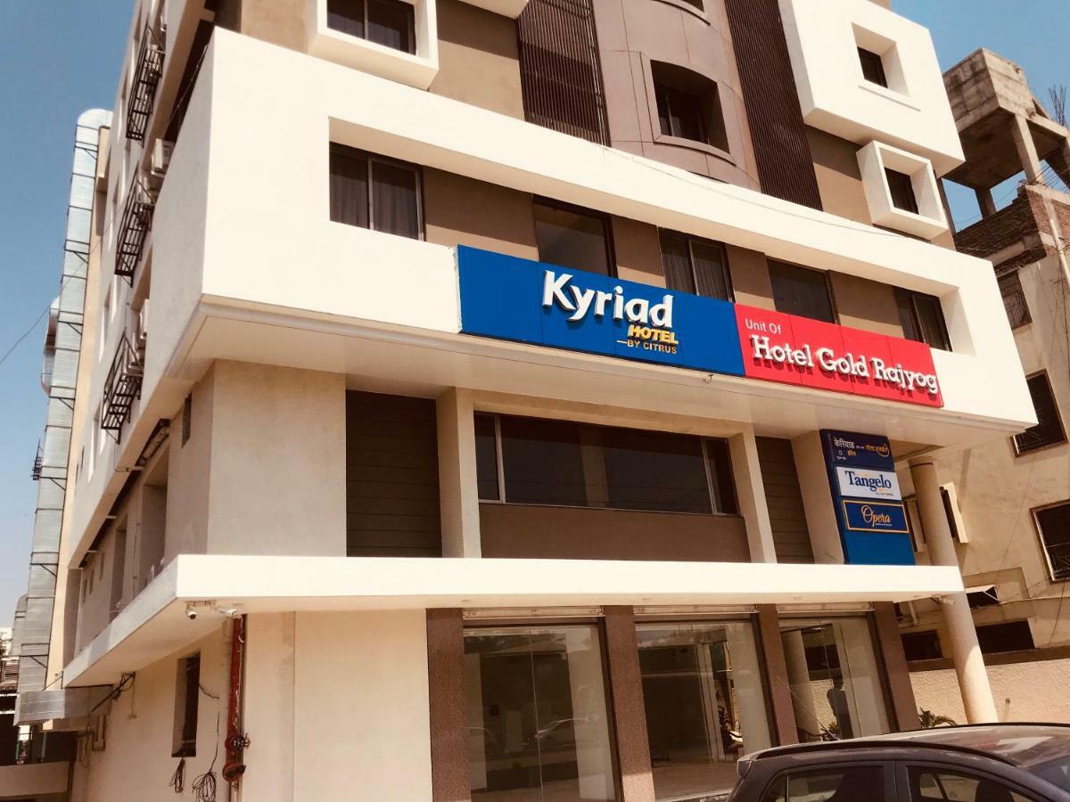 Kyriad Hotel Solapur By Othpl מראה חיצוני תמונה